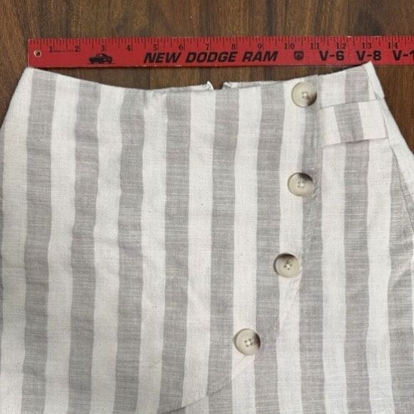 MAJORELLE White and Tan Striped Skirt - Picture 5 of 7